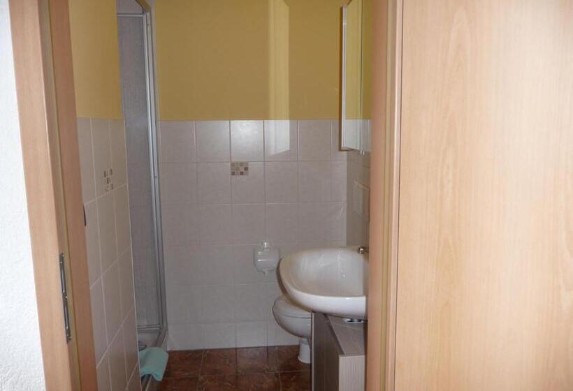 スタンダードシングルルーム, Pension Andrea