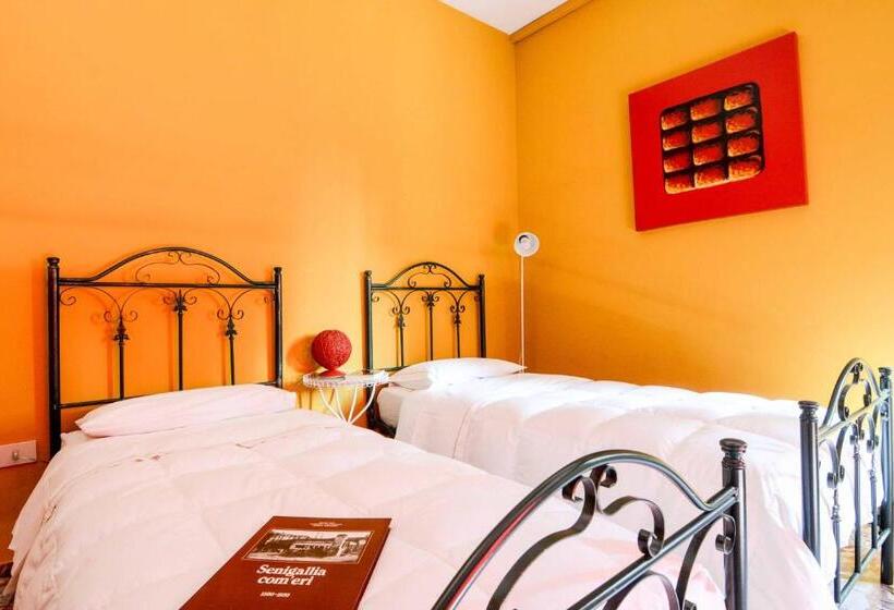 スタンダードルーム, B&b Casa Fuori Casa 200 Mt Dal Casello Autostradale