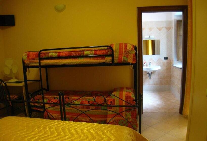 バルコニー付きスタンダードルーム, B&b Il Vecchio Portale