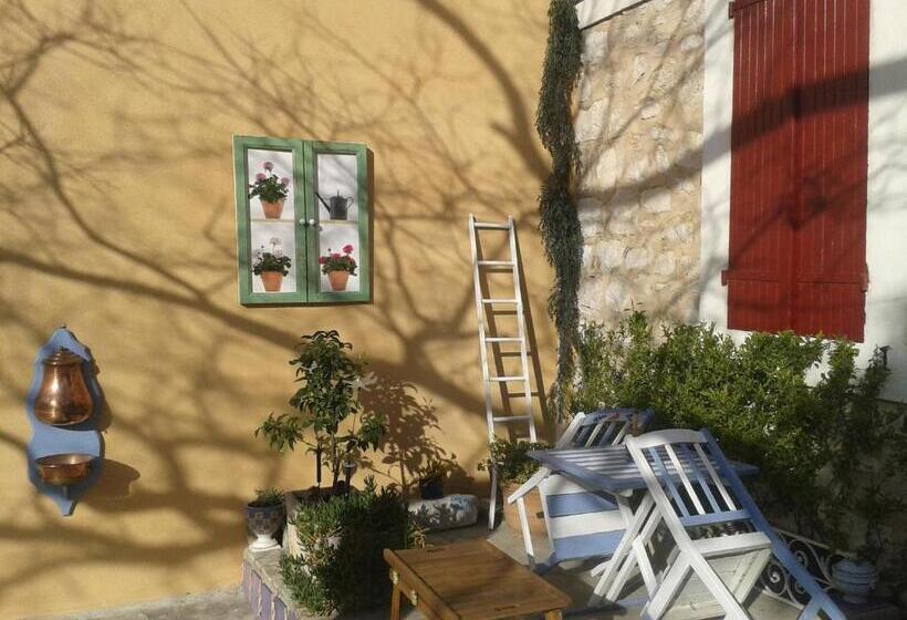 Номер Стандарт Вид на Сад, B&b Le Clos Des Cigales