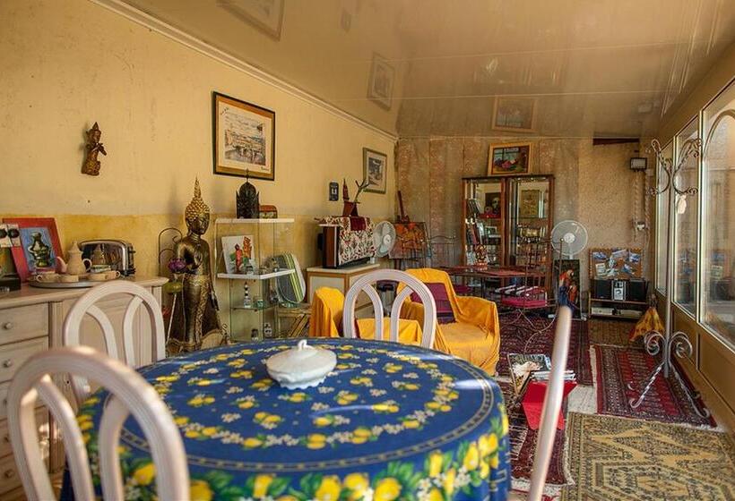 Номер Стандарт, B&b Le Clos Des Cigales