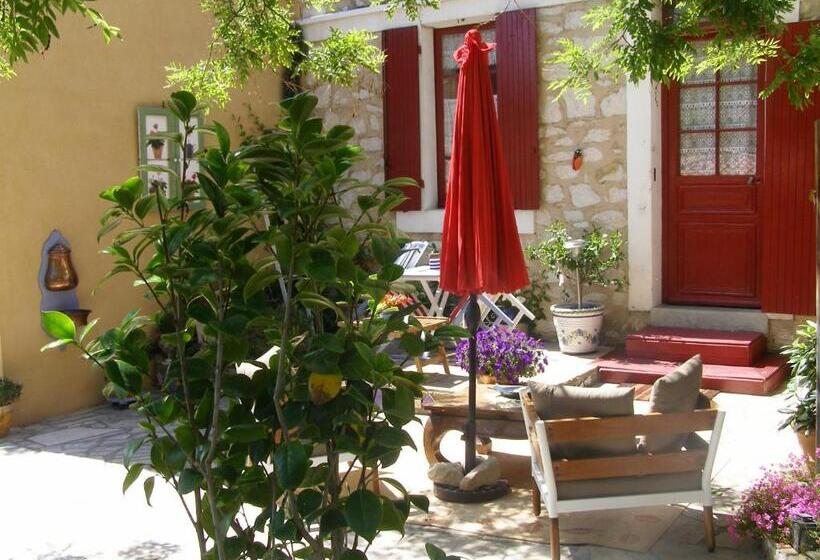 חדר סטנדרט נוף לגינה, B&b Le Clos Des Cigales