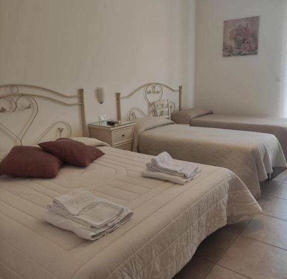 バルコニー付スタンダード４ベッドルーム, Villa Lorenza