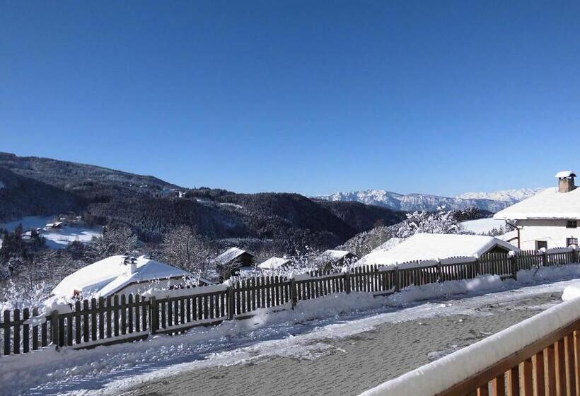 带1个卧室的带阳台的公寓, Unterwirtshof