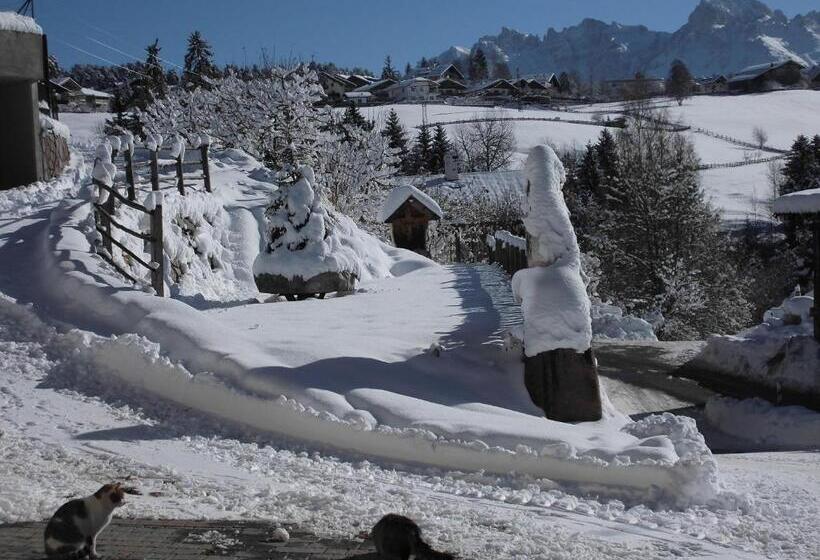 带1个卧室的带阳台的公寓, Unterwirtshof