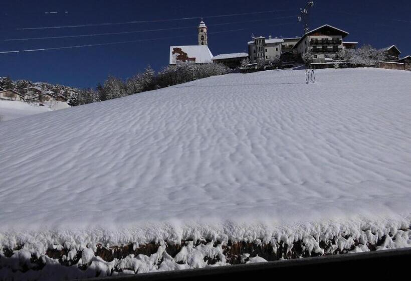 带1个卧室的带阳台的公寓, Unterwirtshof