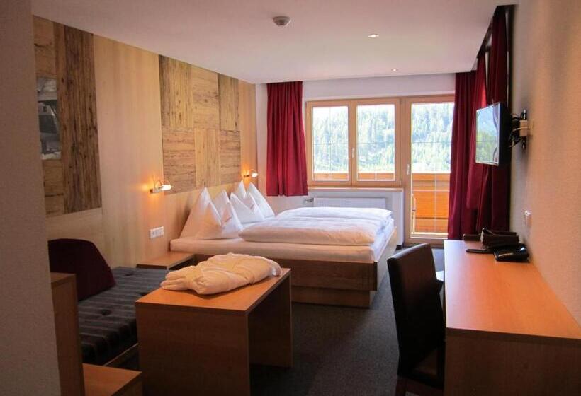 豪华三人间, Elisabeth Serfaus Inkl Der Super Sommer Card Im Sommer 2025