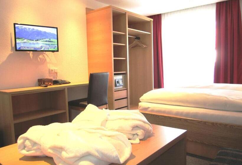 带阳台的豪华间, Elisabeth Serfaus Inkl Der Super Sommer Card Im Sommer 2025