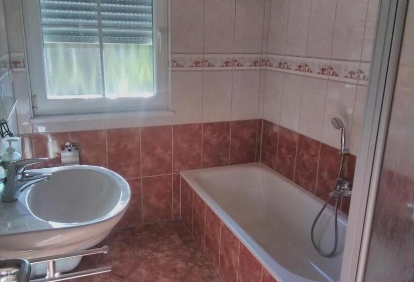 标准间带阳台, Gästehaus Helbighof