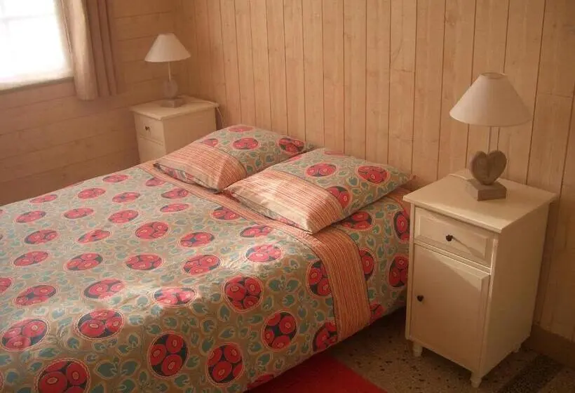スタンダード４人部屋, Forest Farm