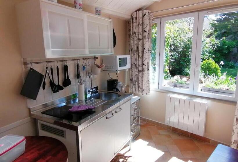 침실 1개 가든 전망 아파트, Forest Farm