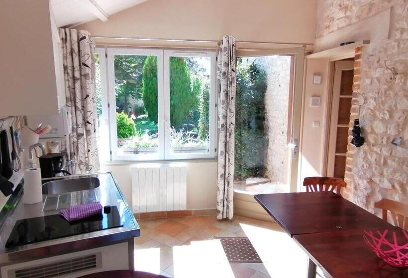 침실 1개 가든 전망 아파트, Forest Farm