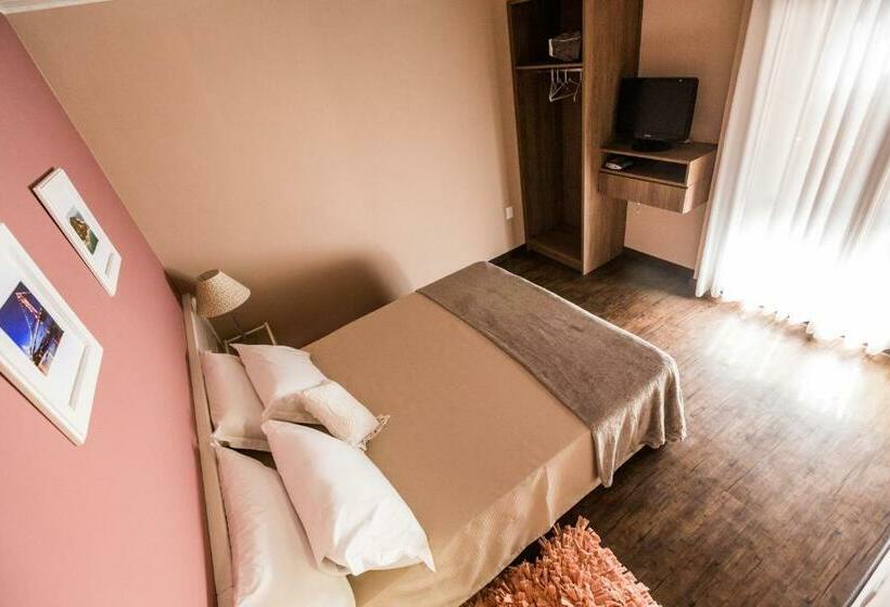 Quarto Triplo Superior, Cabanas Da Lua