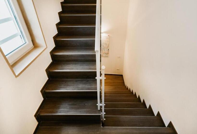 バルコニー付きスタンダードルーム, Le Contrade Vico Alba