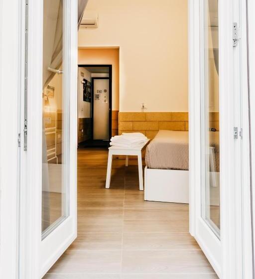 ベーシックルーム, Le Contrade Vico Alba