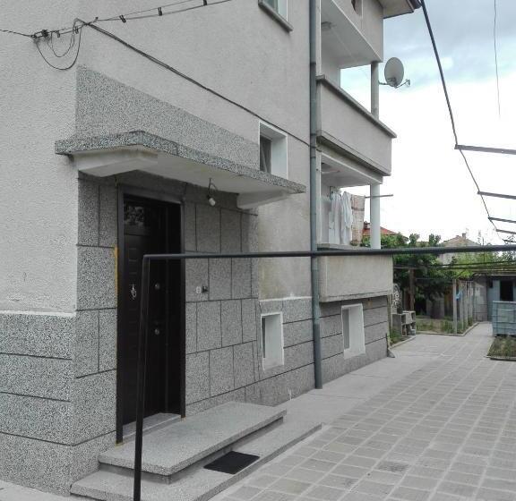 バルコニー付きスタンダードルーム, Velkovski Guest House