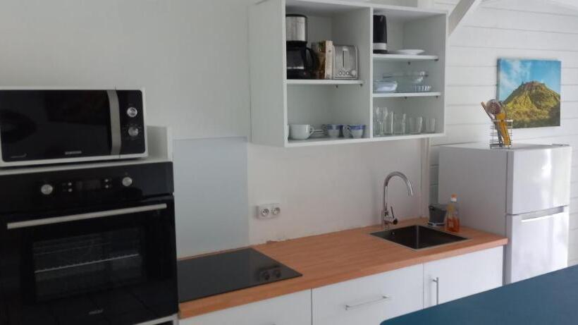 بانگلوی استاندارد 2 خوابه, Village Le Pre