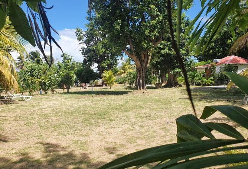 بانگلوی استاندارد 2 خوابه, Village Le Pre