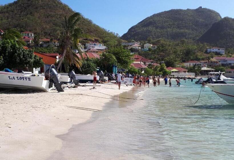 بانگلوی استاندارد 2 خوابه, Village Le Pre