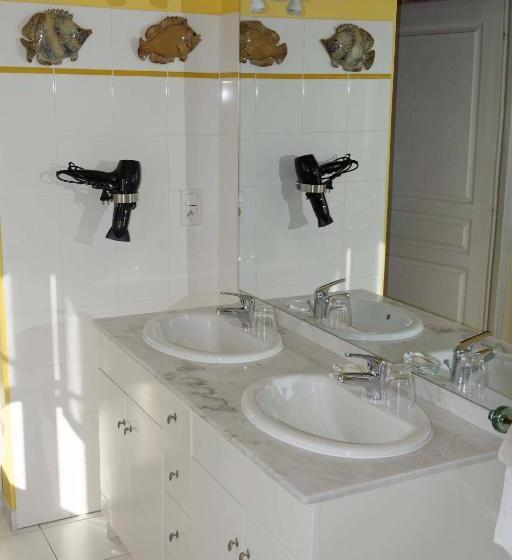 Номер Стандарт Трехместный, Chambres D Hôtes D Aliénor