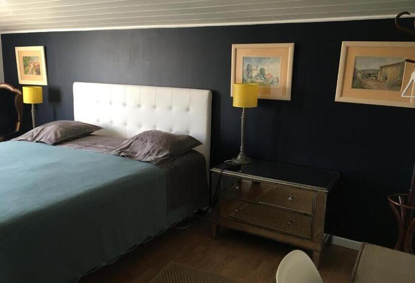 Номер Стандарт Трехместный, Chambres D Hôtes D Aliénor