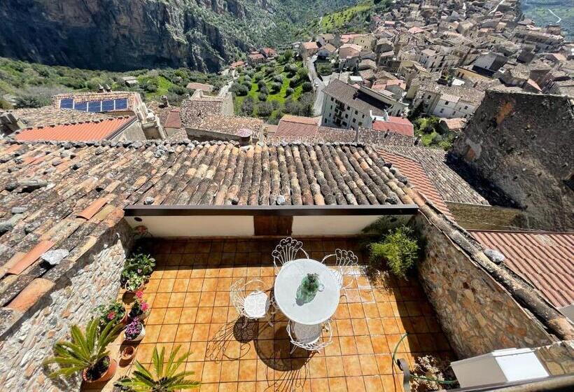 شقة غرفة واحدة مزودة بتراس, La Magara