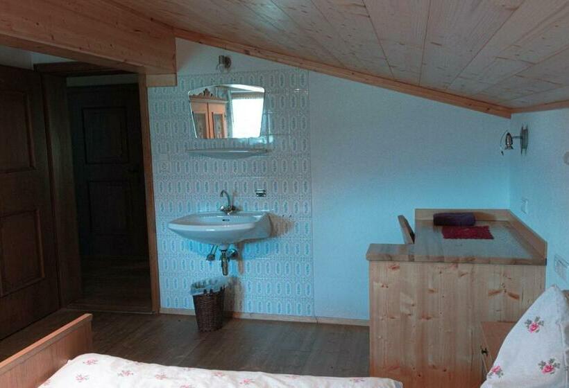 带3个卧室的公寓, Unterholzhof