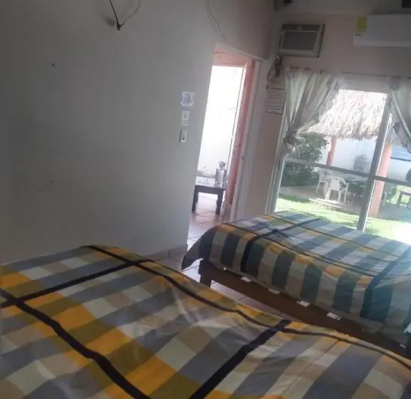 スタンダード4人部屋, Villas Yoleth