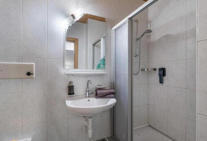Трехместный Номер Стандарт с Балконом, Haus Am Wildbach
