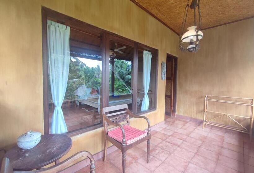 סוויטה נוף לגינה, Sari Wangi Cottage