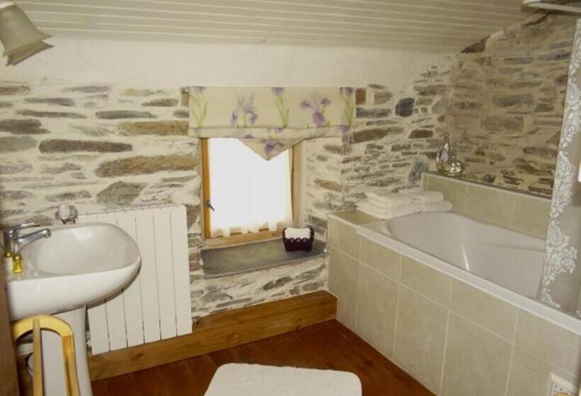 スイート(家族用), Chez Providence Chambres Et Table D Hôtes