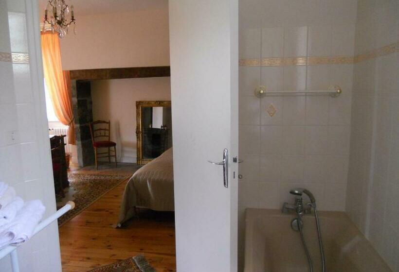 اتاق سوپریور, Château De La Moissetie