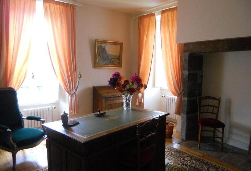 اتاق سوپریور, Château De La Moissetie