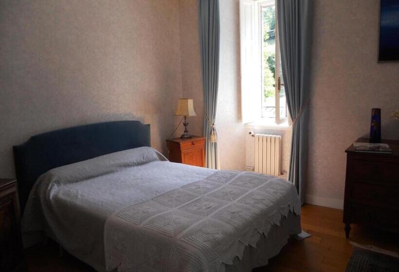 سوئیت دلوکس 2 خوابه, Château De La Moissetie