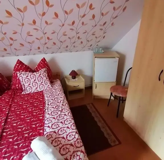 １ベッドルームアパートメント, Joós Apartman