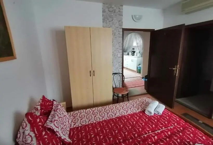 １ベッドルームアパートメント, Joós Apartman