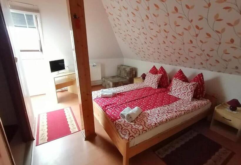 Апартаменты 1 Спальня, Joós Apartman