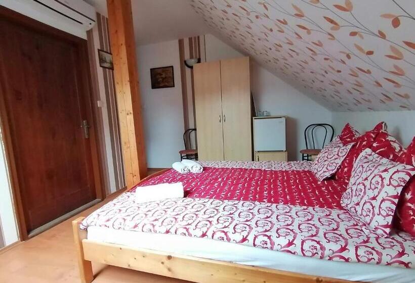 آپارتمان 1 خوابه, Joós Apartman