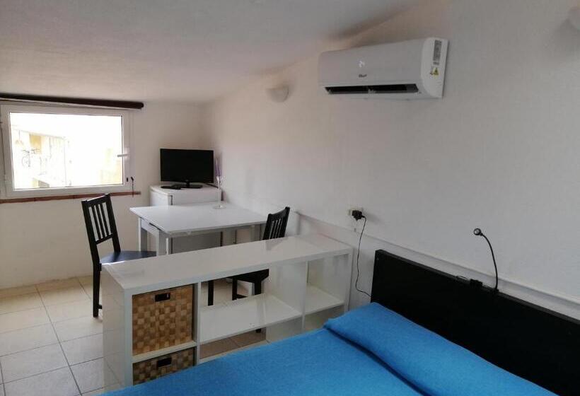 סטודיו סטנדרטי נוף לים, Calaluna