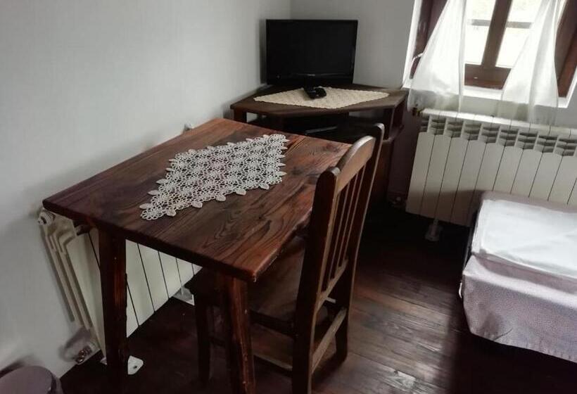 חדר סטנדרט, Family Hotel Kalifer