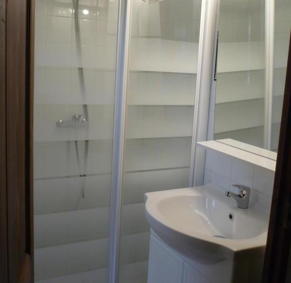 غرفة قياسية, Auberge D Anais