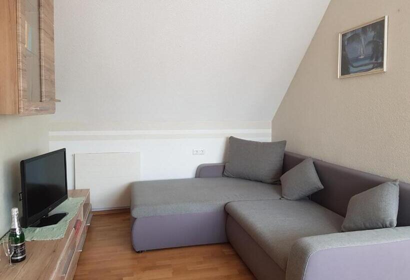 Апартаменты 1 Спальня, Gästehaus Anna