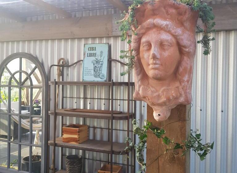 ویلای سوپریور 1 خوابه, The Old School House   Gaulverjaskoli