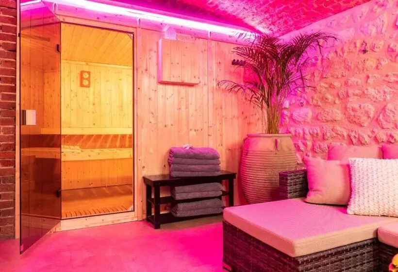 آپارتمان پرستیژ 1 خوابه, Townhouse Trouville Appart Hotel & Studios