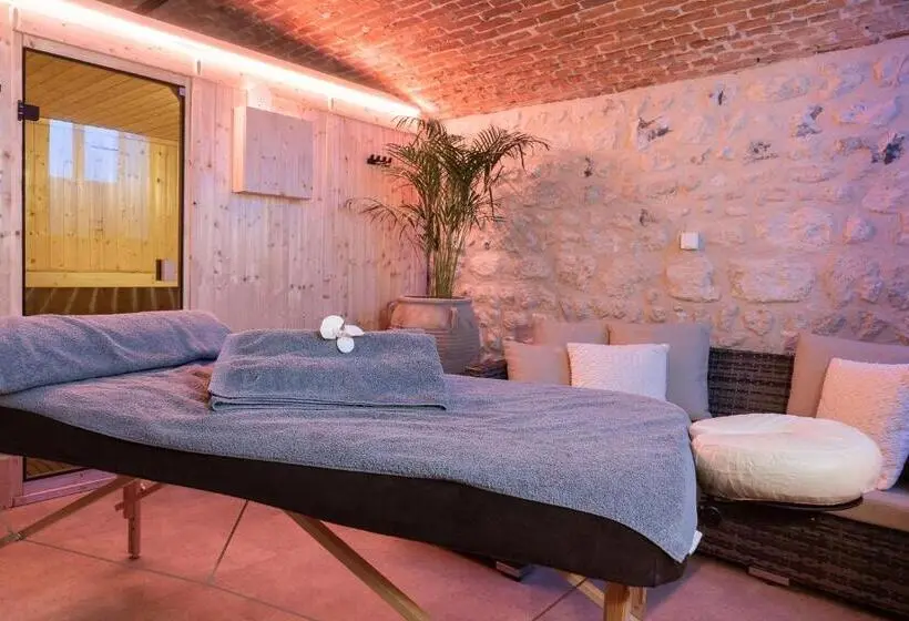 آپارتمان پرستیژ 1 خوابه, Townhouse Trouville Appart Hotel & Studios
