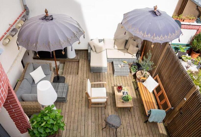 Студия Классика, Townhouse Trouville   Appart Hotel & Studios