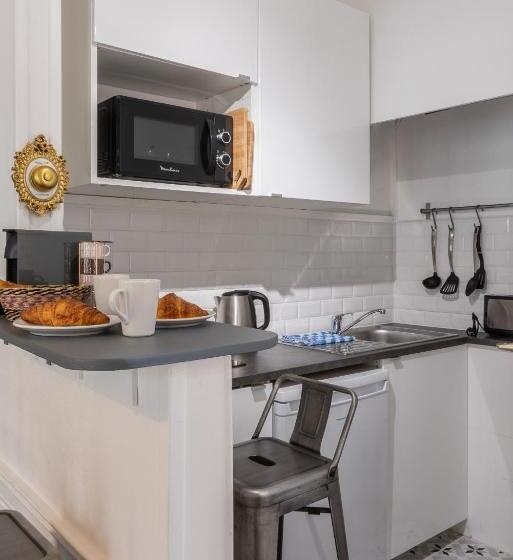 Студио Престиж, Townhouse Trouville   Appart Hotel & Studios