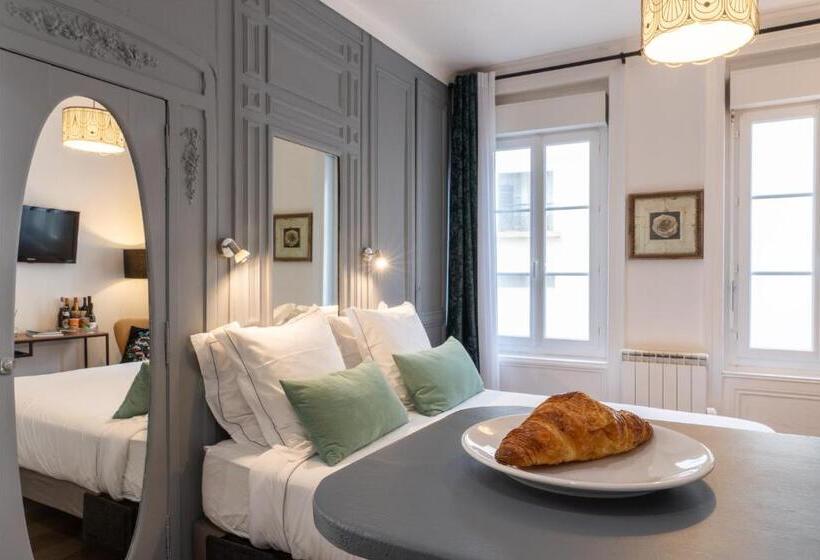 Студио Престиж, Townhouse Trouville   Appart Hotel & Studios