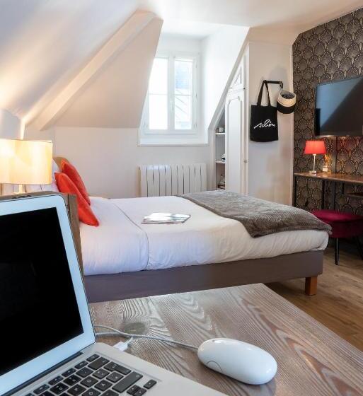 Студия Классика, Townhouse Trouville   Appart Hotel & Studios