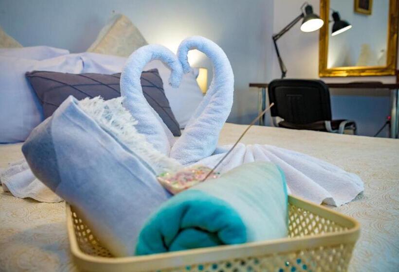 침실 1개 발코니 아파트, Villa Casafina Serviced Apartments